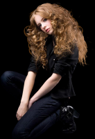 /album/resim-galerisi/a1391564915-oturanbayanpng-42-png/